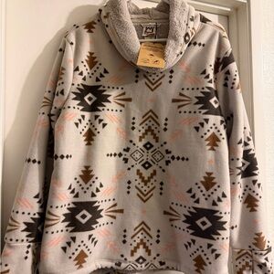 Avalanche Outdoor Supply Company Faux Fleece Sweater with Earthy Tones